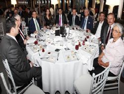 Vekilden iftar daveti