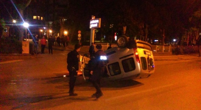 Başkent’te trafik kazası: 1’i ağır, 2 yaralı
