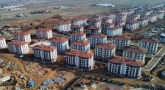 Deprem Konutları Teslim Edilmeye Devam Ediyor