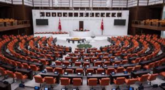 Özgür Özel ve Keskin Bayındır’ın Dokunulmazlık Dosyaları TBMM’de